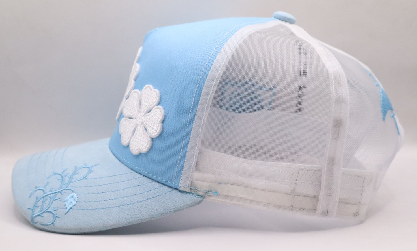 Black Clover Rosa Azul